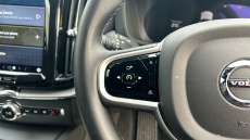 Volvo Xc60 2.0 B4D R DESIGN 5dr AWD Geartronic Diesel Estate